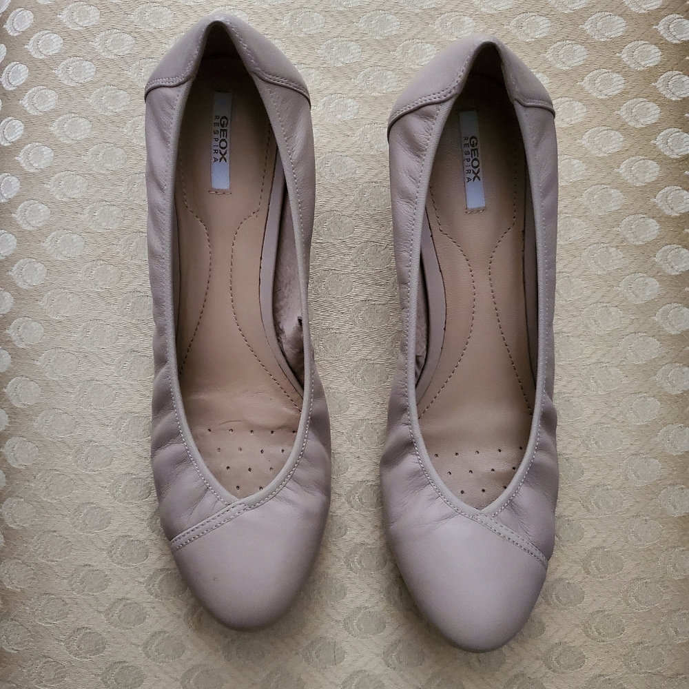 Geox Respira Nude Leather Wedge Shoes, SZ 9.5